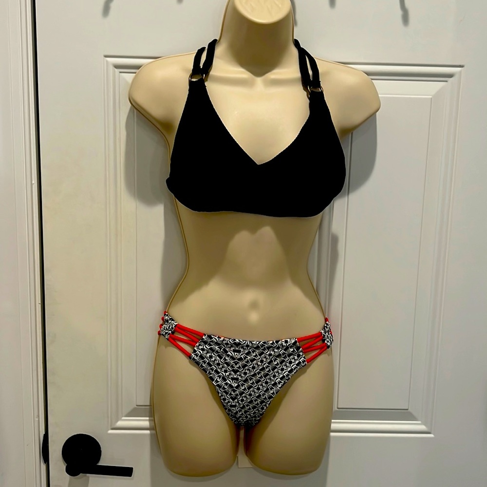 NWT! Red Carter Reversible Bikini Bottoms